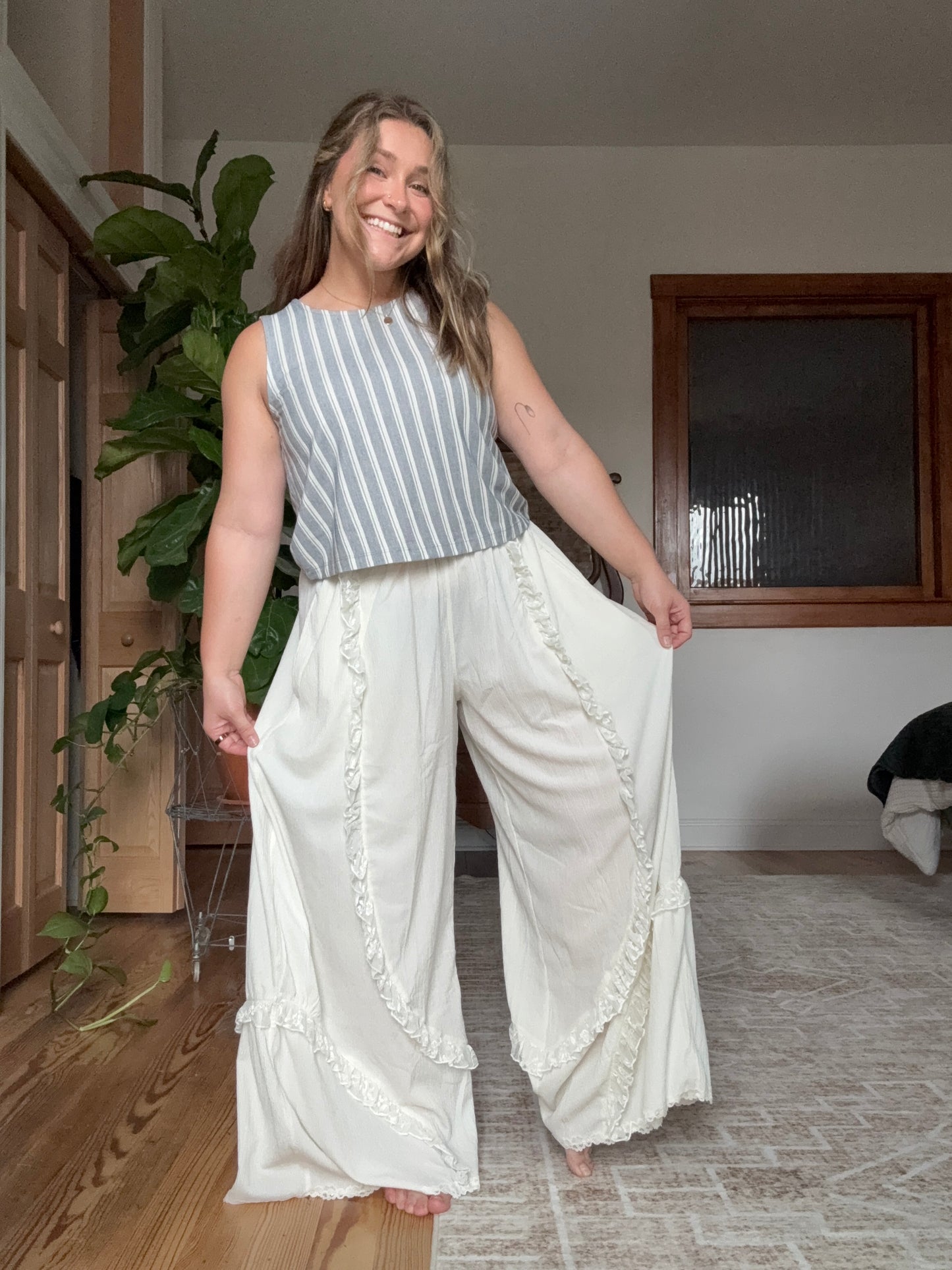 Lace Ruffle Pants