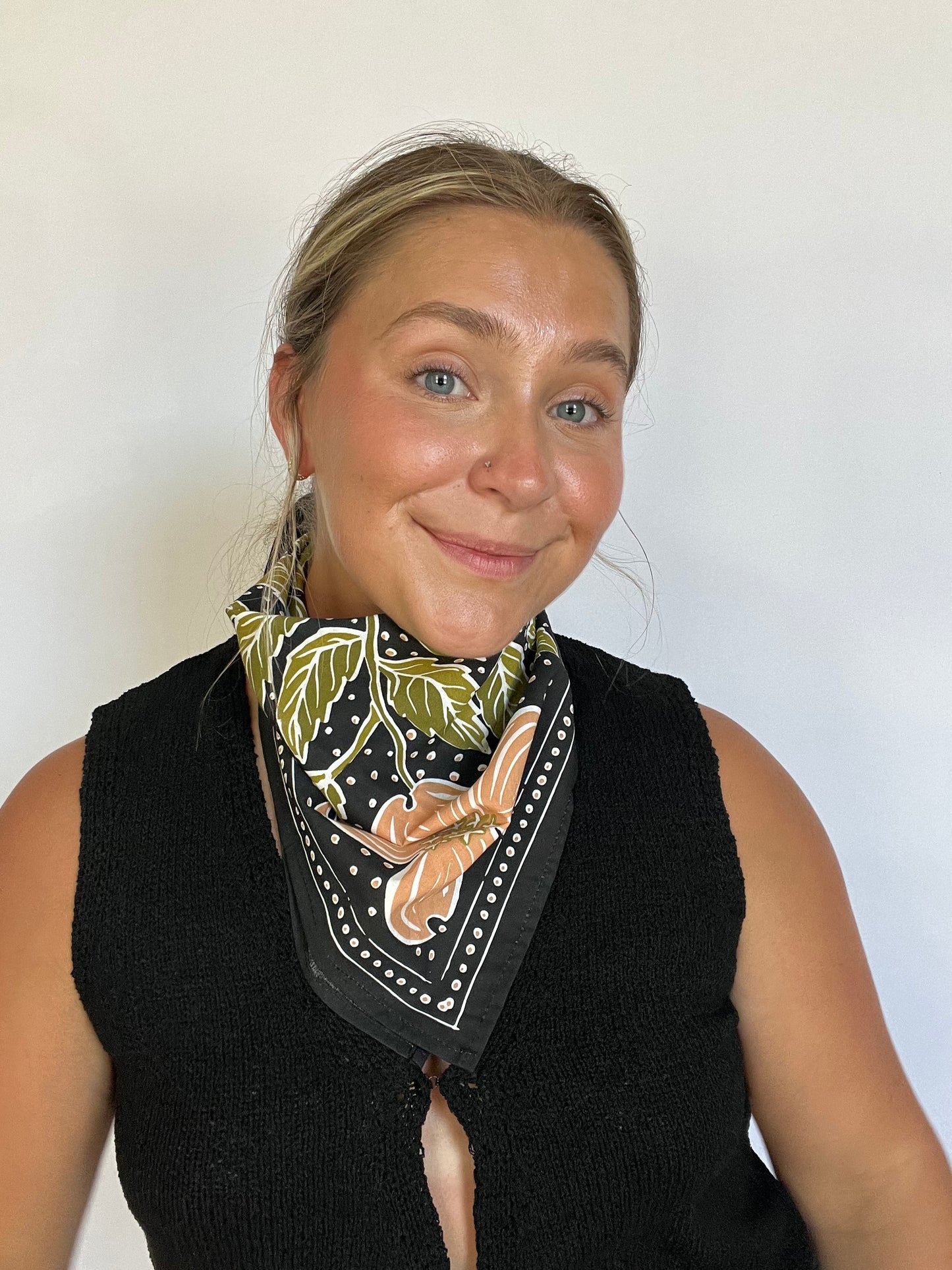 Amy Bandana