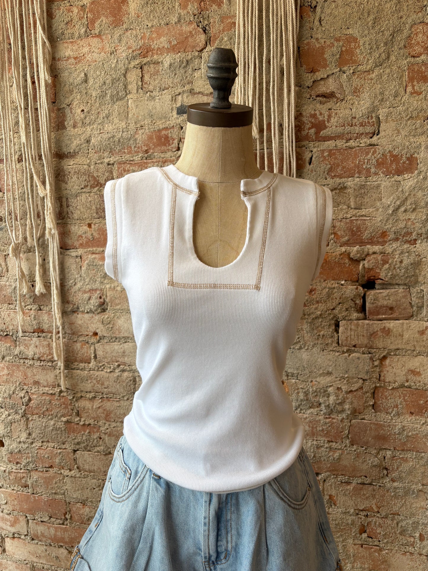 U Neck Ribbed Tank