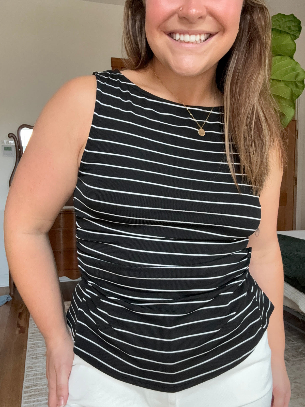 Boat Neck Tank