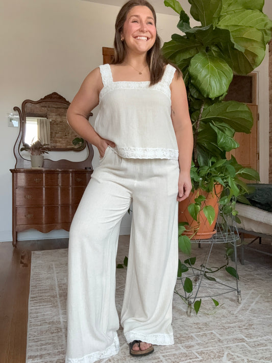 Flower Embroidered Pants