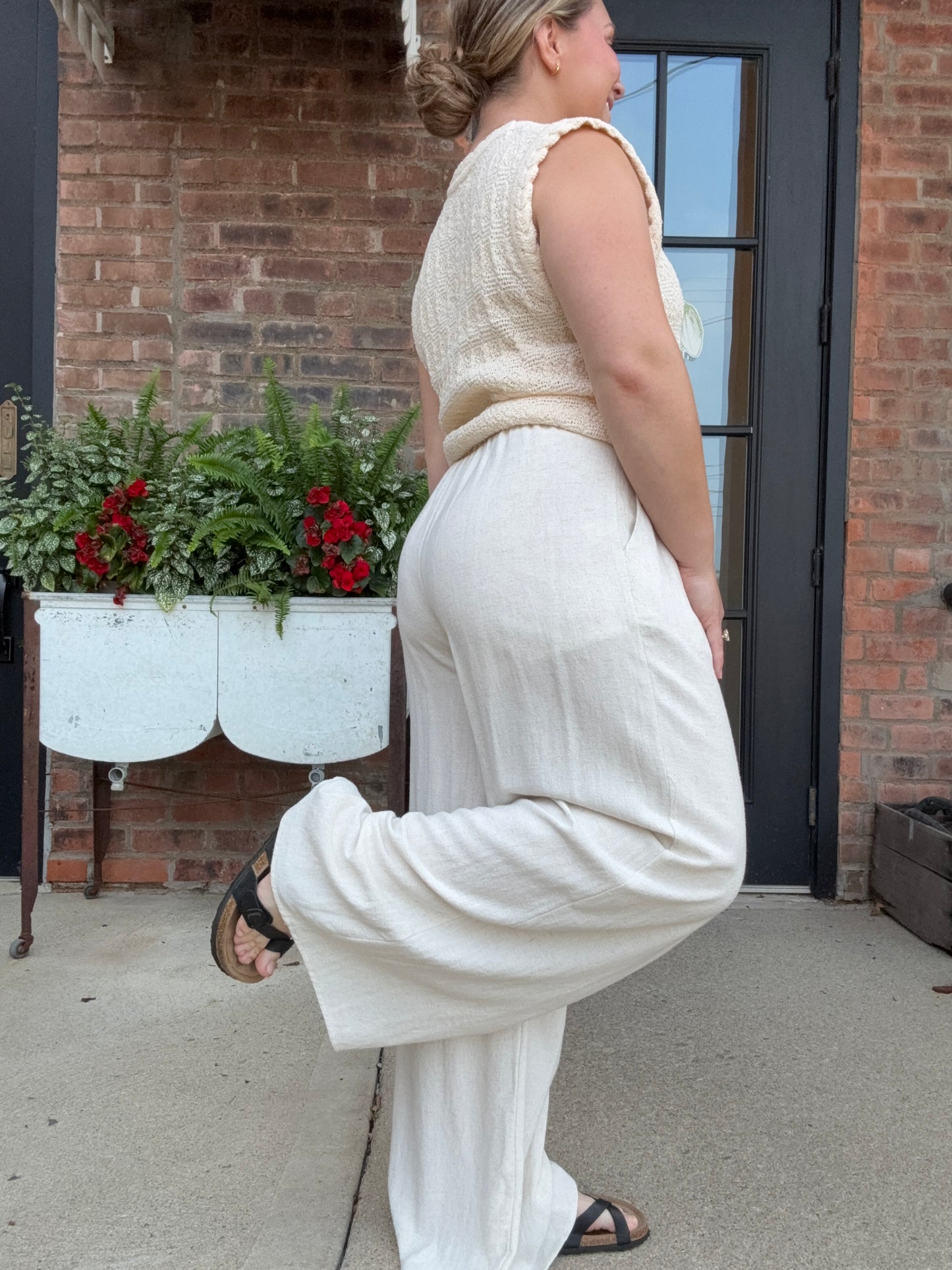 Pleated Linen Pants