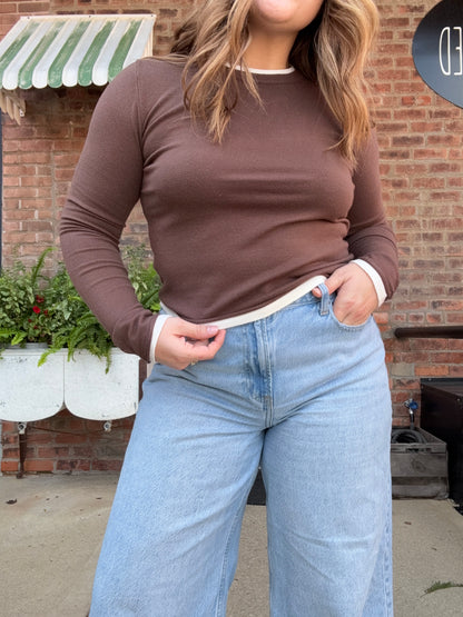 Trim Contrast Top