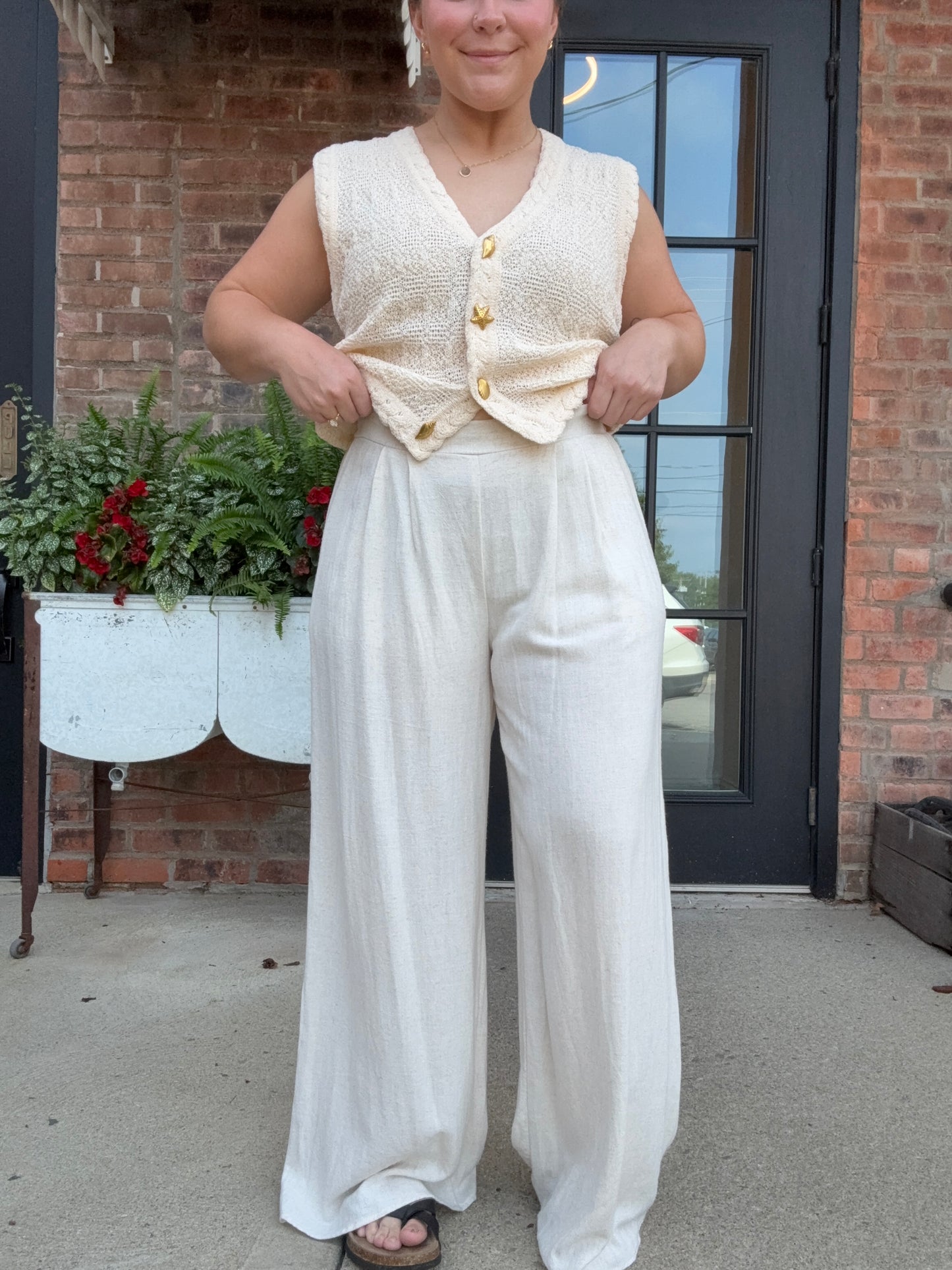 Pleated Linen Pants