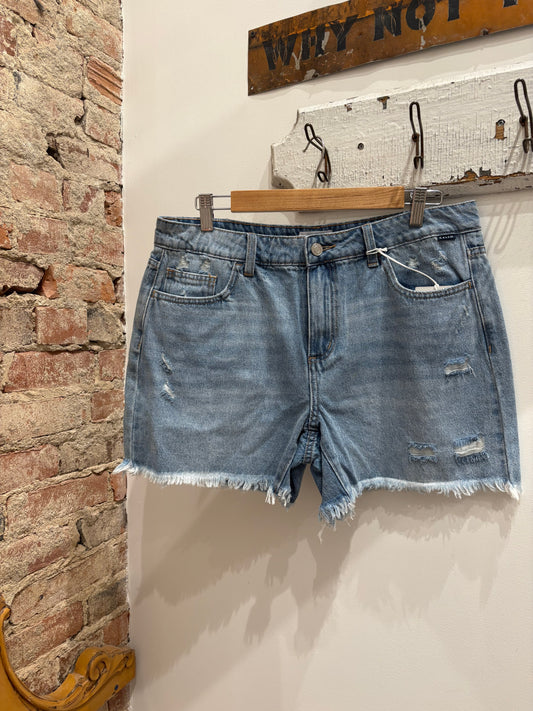 Mid Rise BF Short