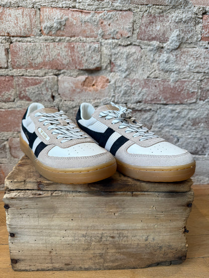 Gola Hawk ‘83 Sneakers