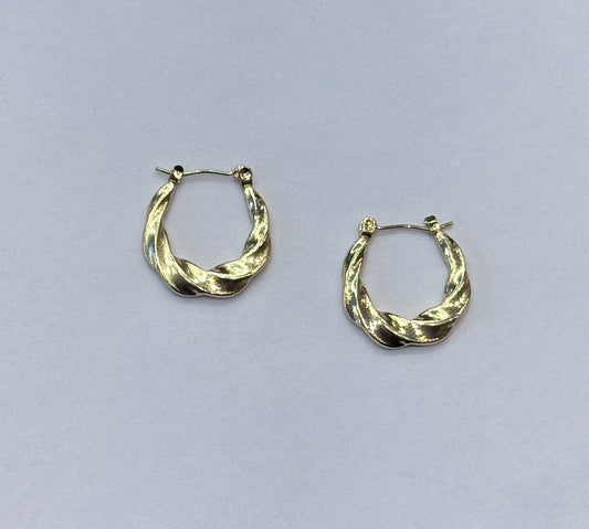 Valerie Hoops