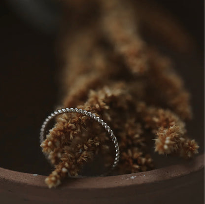Twisted Ring